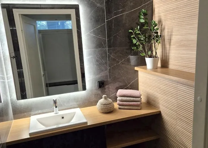 Aurora Sky With Private Sauna וילה