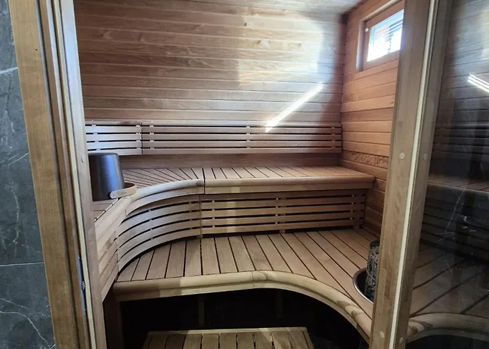 Aurora Sky With Private Sauna וילה